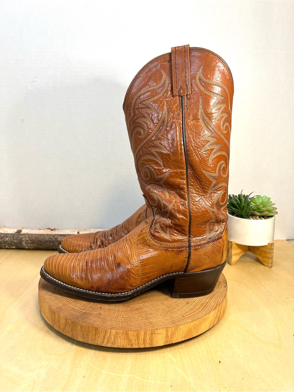 Vintage Dan Post Men's Cognac Teju Lizard Skin Western Cowboy Boots Size 9D